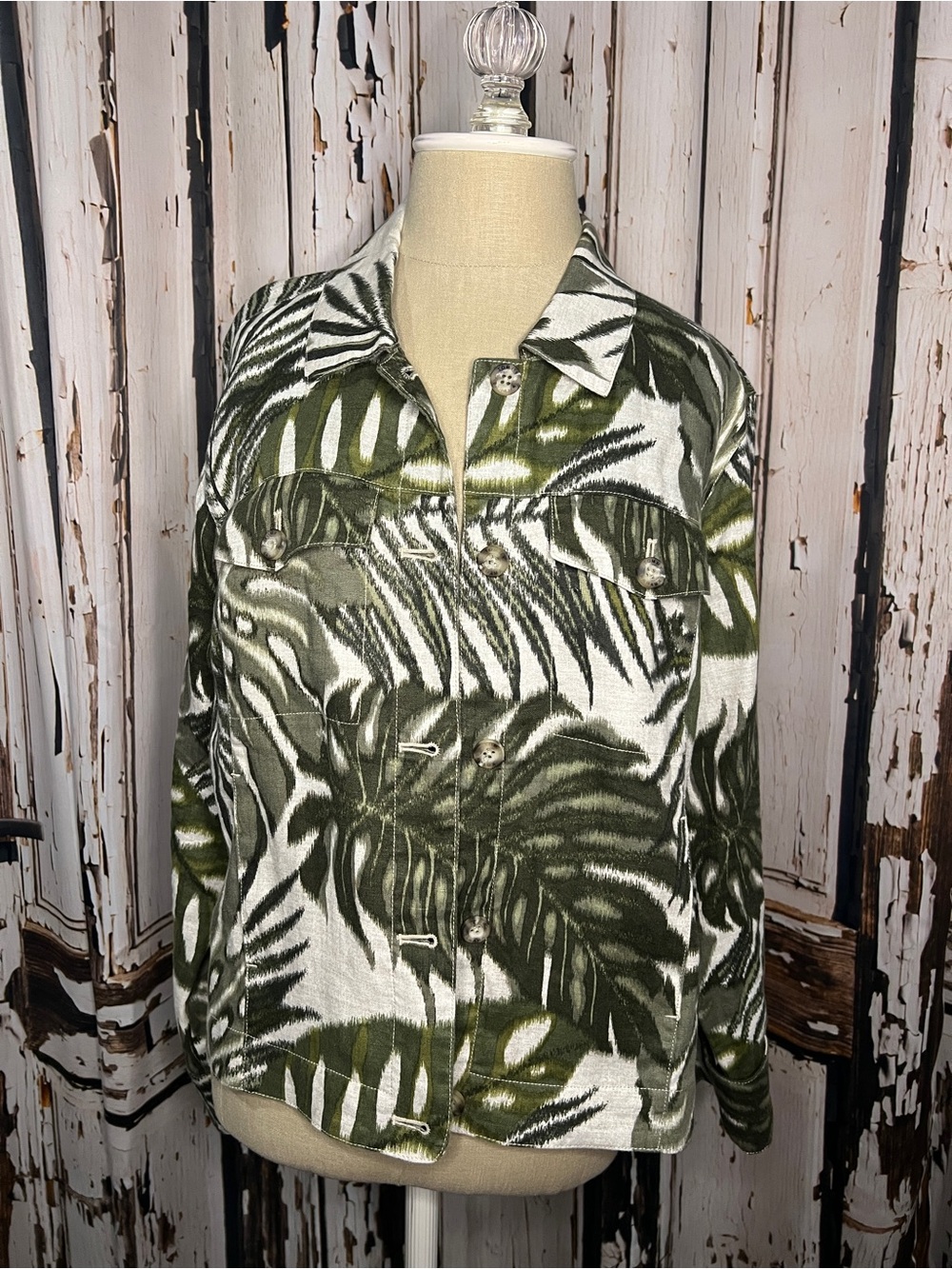 Tommy Bahama Summer Green and White Tropical Print Shirt Jacket